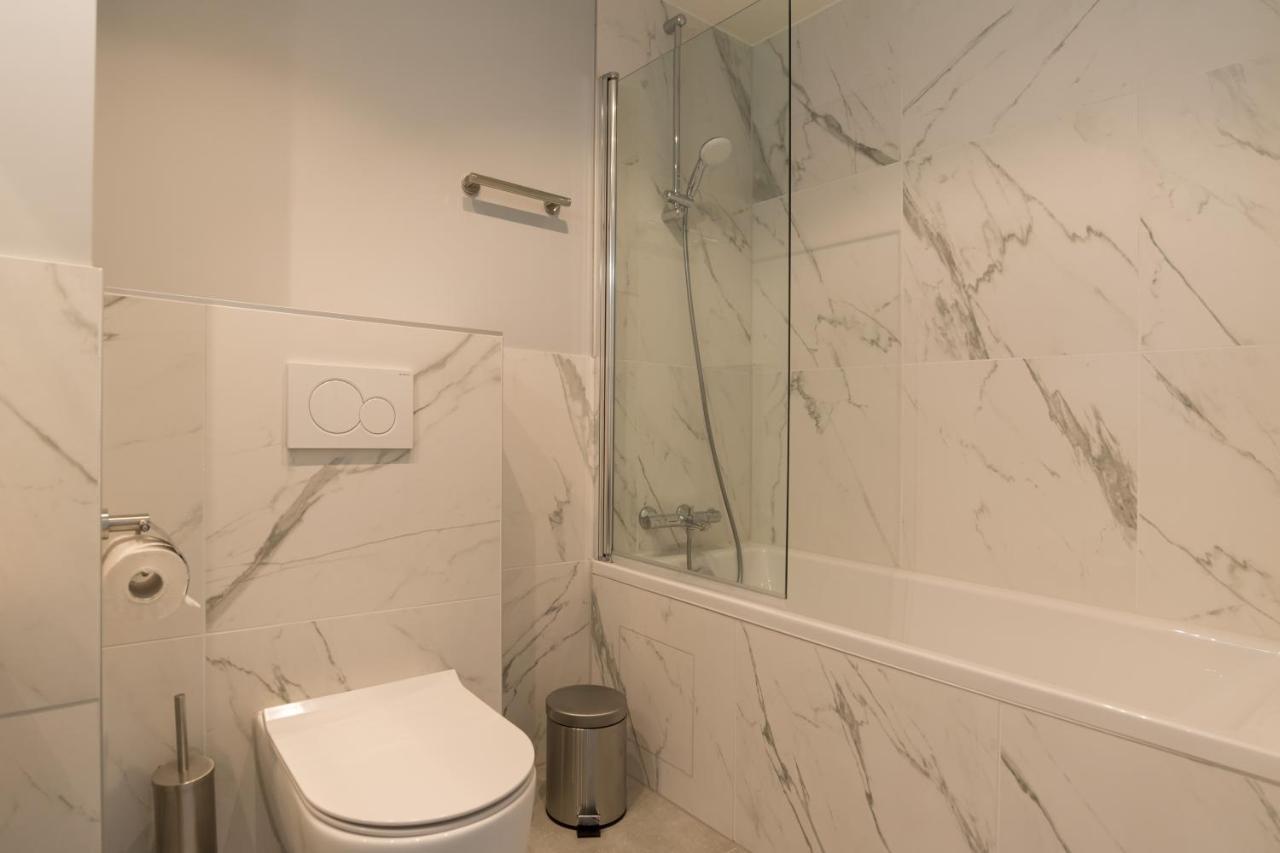 אדם Hof Van Holland Hotel מראה חיצוני תמונה